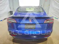 2022 Tesla Model 3 фото