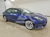 2022 Tesla Model 3 фото