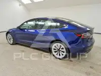 2022 Tesla Model 3 фото