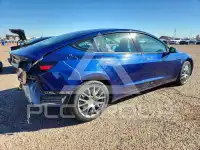 2022 Tesla Model 3 фото