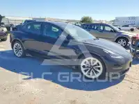 2022 Tesla Model 3 фото