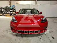 2022 Tesla Model 3 фото