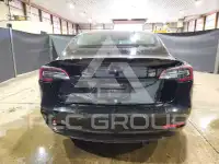 2022 Tesla Model 3 фото