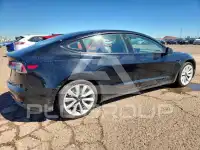 2022 Tesla Model 3 фото