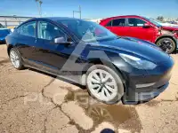 2022 Tesla Model 3 фото