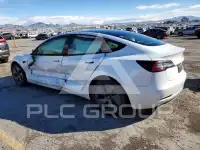 2022 Tesla Model 3 фото