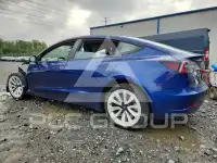 2022 Tesla Model 3 фото