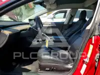 2022 Tesla Model 3 фото
