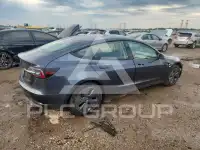 2022 Tesla Model 3 фото
