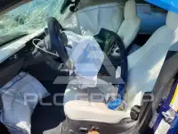 2022 Tesla Model 3 фото