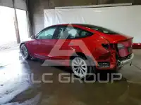 2022 Tesla Model 3 фото