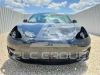 2022 Tesla Model 3 фото