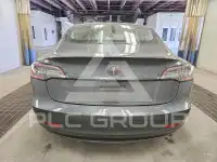 2022 Tesla Model 3 фото