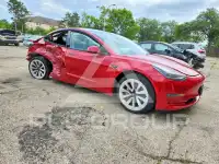 2022 Tesla Model 3 фото