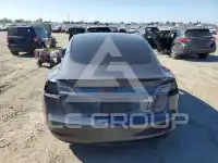 2022 Tesla Model 3 фото