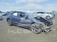 2022 Tesla Model 3 фото