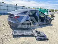 2022 Tesla Model 3 фото