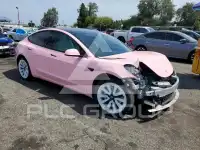 2022 Tesla Model 3 фото