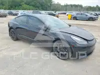 2022 Tesla Model 3 photo