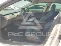 2022 Tesla Model 3 фото