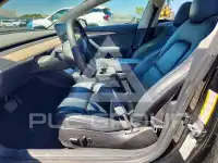 2022 Tesla Model 3 фото