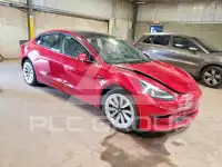 2022 Tesla Model 3 фото