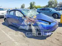 2022 Tesla Model 3 фото