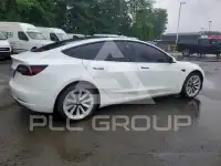 2022 Tesla Model 3 фото