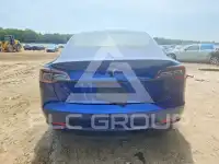 2022 Tesla Model 3 фото