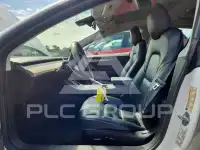 2022 Tesla Model 3 фото