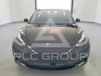 2022 Tesla Model 3 фото