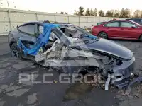 2022 Tesla Model 3 фото