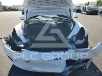 2022 Tesla Model 3 фото