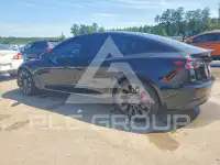 2022 Tesla Model 3 фото