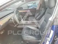 2022 Tesla Model 3 фото