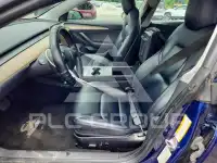 2022 Tesla Model 3 фото