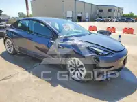 2022 Tesla Model 3 фото