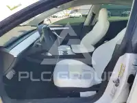2022 Tesla Model 3 фото