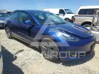 2022 Tesla Model 3 фото