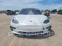 2022 Tesla Model 3 фото