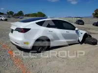 2022 Tesla Model 3 photo