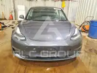 2022 Tesla Model 3 фото