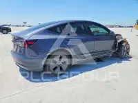 2022 Tesla Model 3 photo