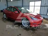 2022 Tesla Model 3 фото