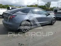 2022 Tesla Model 3 фото