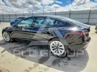 2022 Tesla Model 3 фото