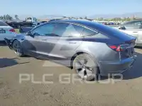 2022 Tesla Model 3 photo