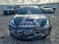 2022 Tesla Model 3 фото