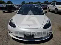 2022 Tesla Model 3 фото