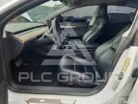 2022 Tesla Model 3 фото
